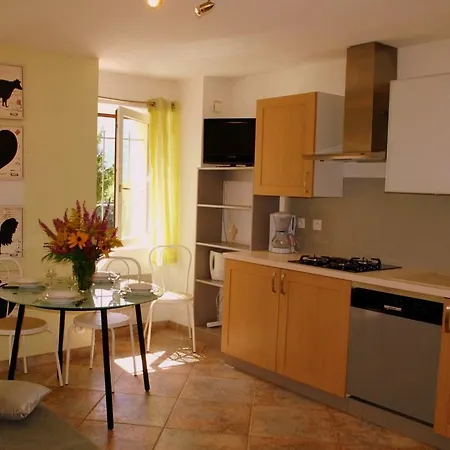 Apartment Les Platanes Sainte-Helene-du-Lac